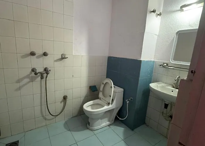 Om Tara Pvt Ltd 3*