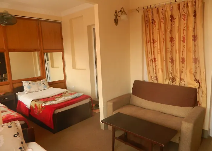 Om Tara Pvt Ltd 3*